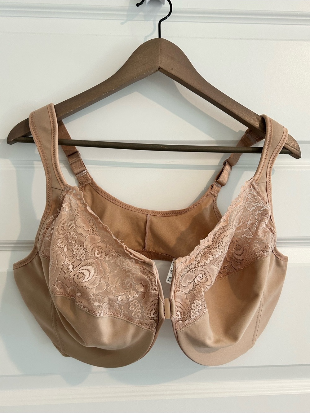 Glamorise Front Close Lace Bra Tan Size 46F